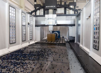 Okuma: strojna obrada s dvostrukim stupovima Okuma: strojna obrada s dvostrukim stupovima