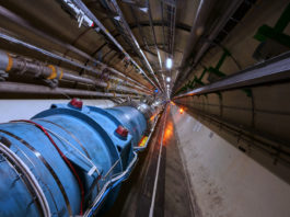 Veliki hadronski sudarač (LHC)