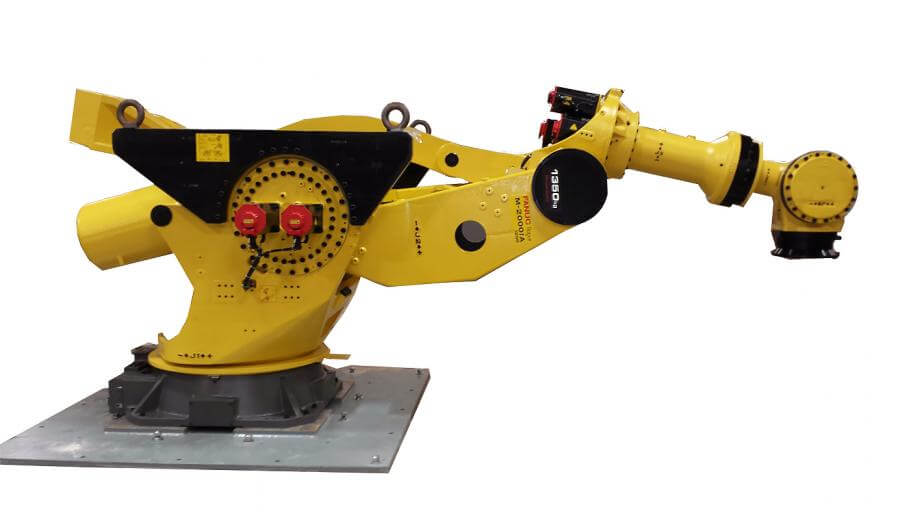 Roboti serije Fanuc M-2000 primjer su vrsta robotskih uređaja sposobnih za vrlo zahtjevne industrijske funkcije koje održavaju tijek proizvodnog procesa  i sprječavaju slučajne ljudske ozljede.