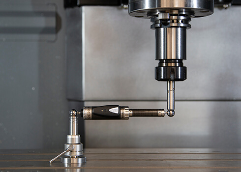 Hartford uses the Renishaw QC20-W ballbar to check machine positioning performance.