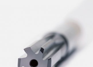 Jedan alat umjesto dva: razvrtanje i izrada provrta Jedan alat umjesto dva: razvrtanje i izrada provrta