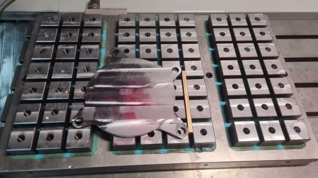 precizni CNC obrađeni metalni dijelovi